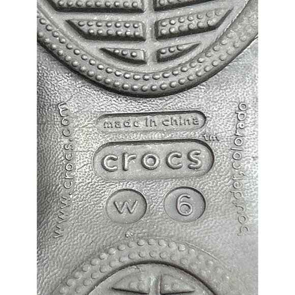 Crocs Womens Black Slip-On Flats With Cutout Design Size 6 - Picture 8 of 8